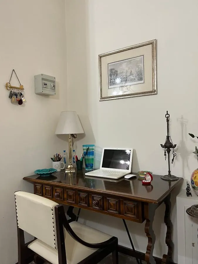 Holiday & House - Imparato Palermo Centro Politeama Italy